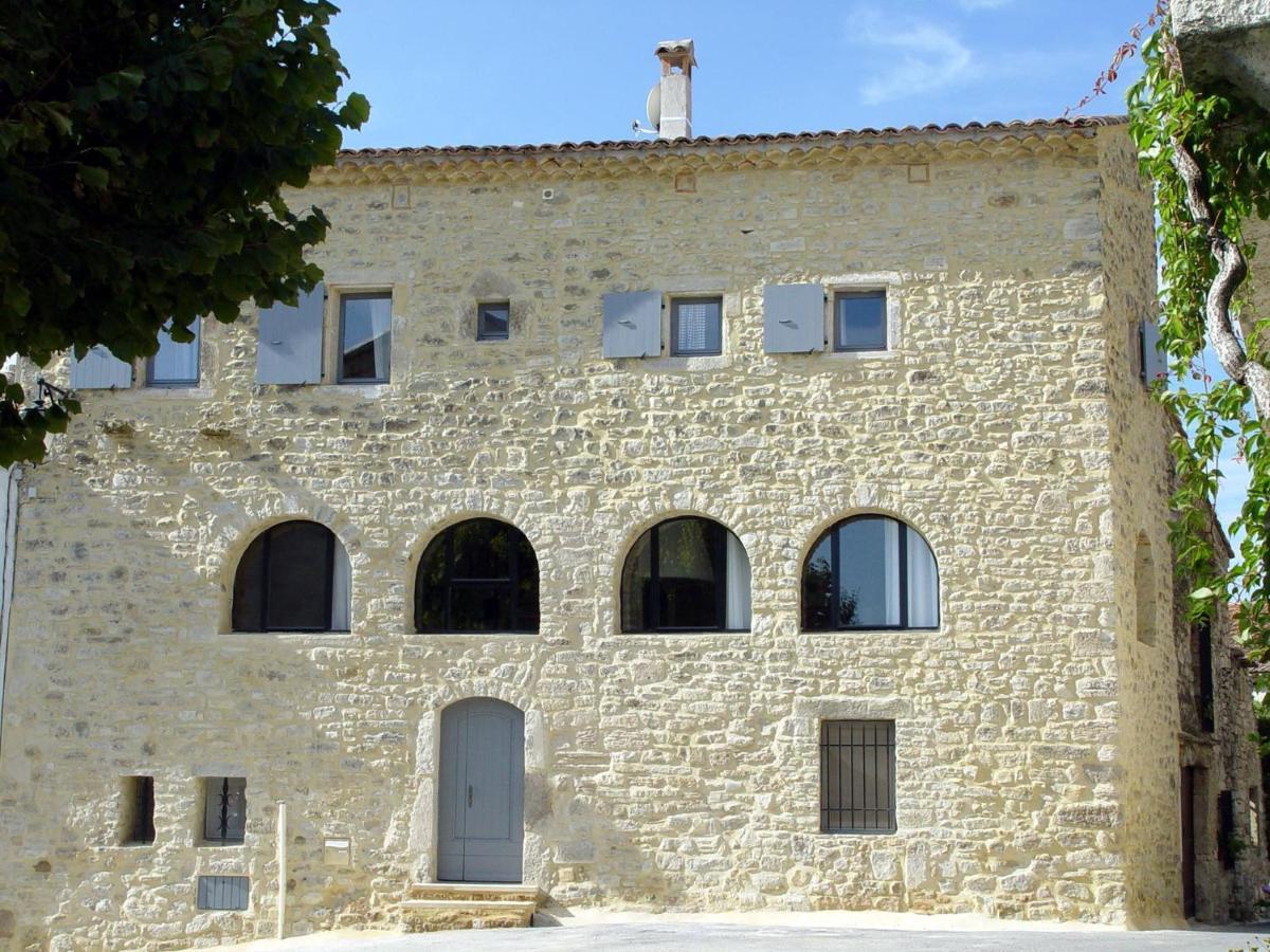 La Maison des Vendangeurs - TABLE D'HÔTES le soir du jeudi au lundi - Jacuzzi - Balnéo SPA - ACCES Piscine pour chambre Grafitti et chambre La Tour Martignargues Esterno foto